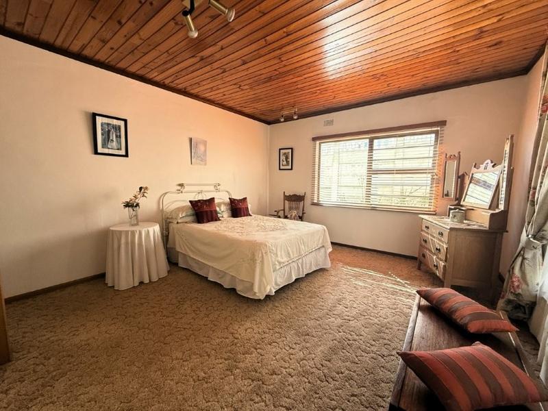 4 Bedroom Property for Sale in Bergzicht Western Cape